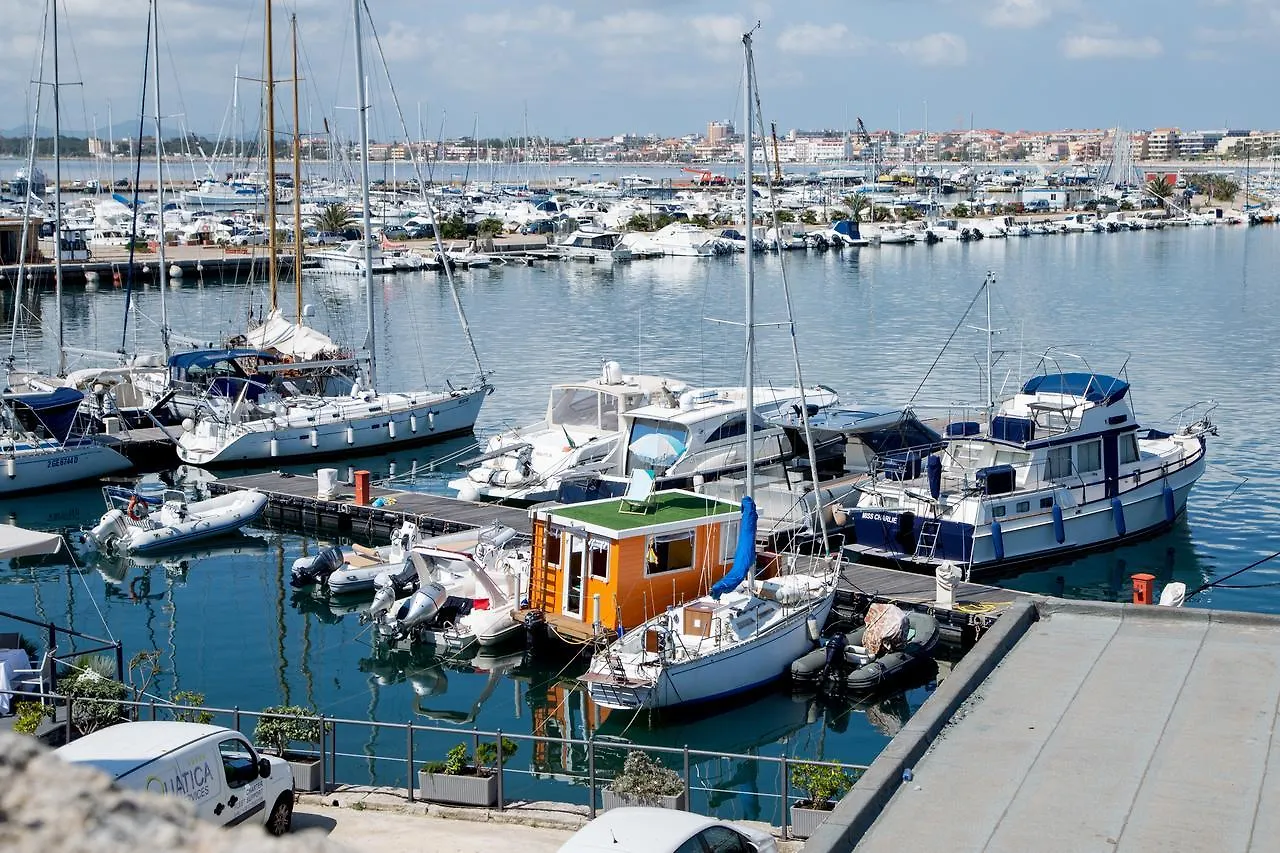 Botel The Homeboat Company Aquatica-Alghero