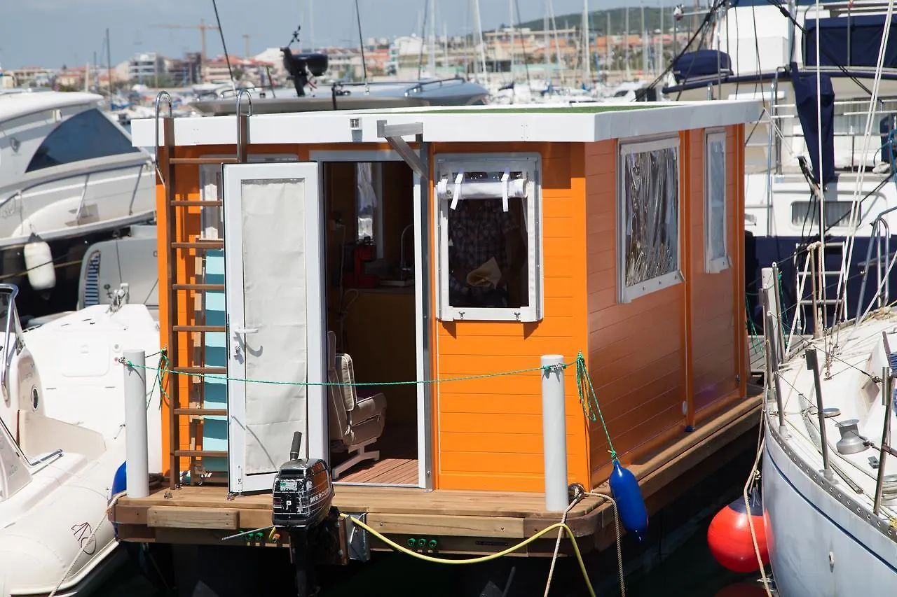 Botel The Homeboat Company Aquatica-Alghero Italia